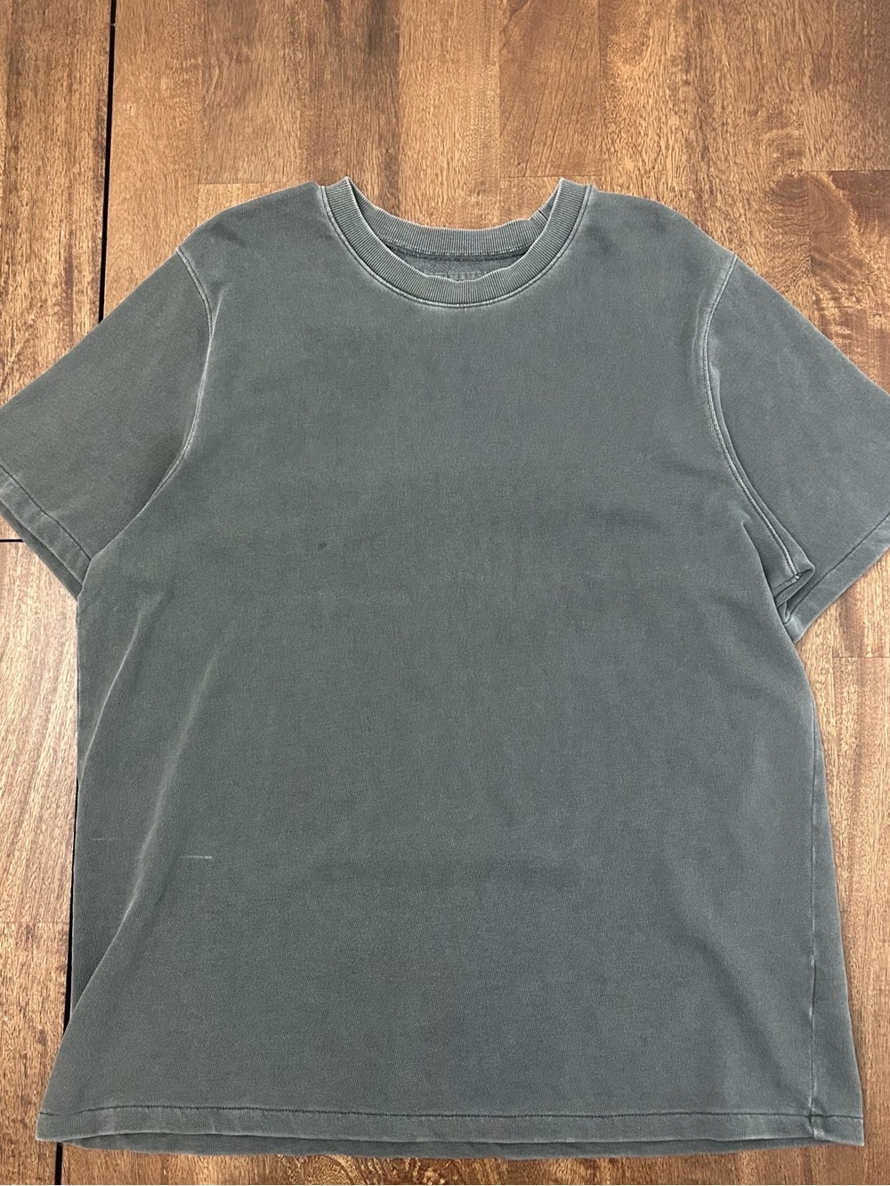 Old Navy Men's Short Sleeve Oversized Crew Neck T-Shirt - Faded Charcoal
